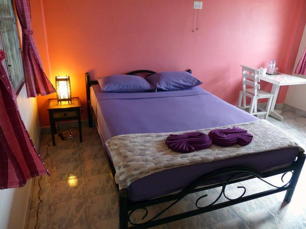 Kavil Guesthouse 2 Čiang Mai Exteriér fotografie