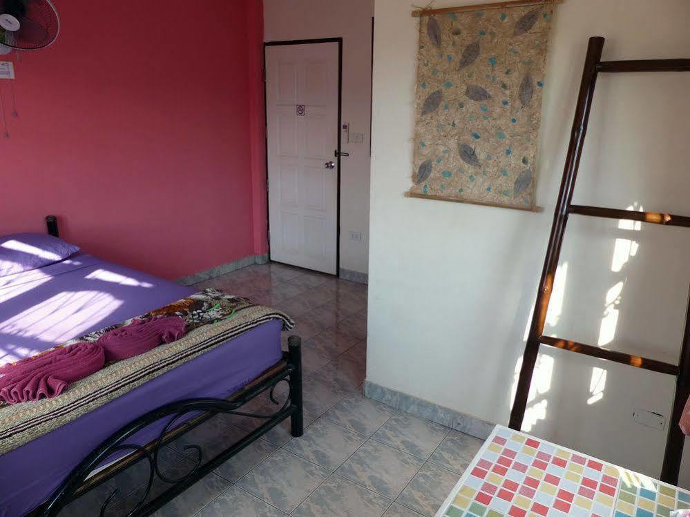 Kavil Guesthouse 2 Čiang Mai Exteriér fotografie