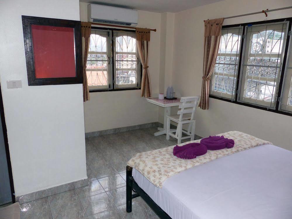Kavil Guesthouse 2 Čiang Mai Exteriér fotografie